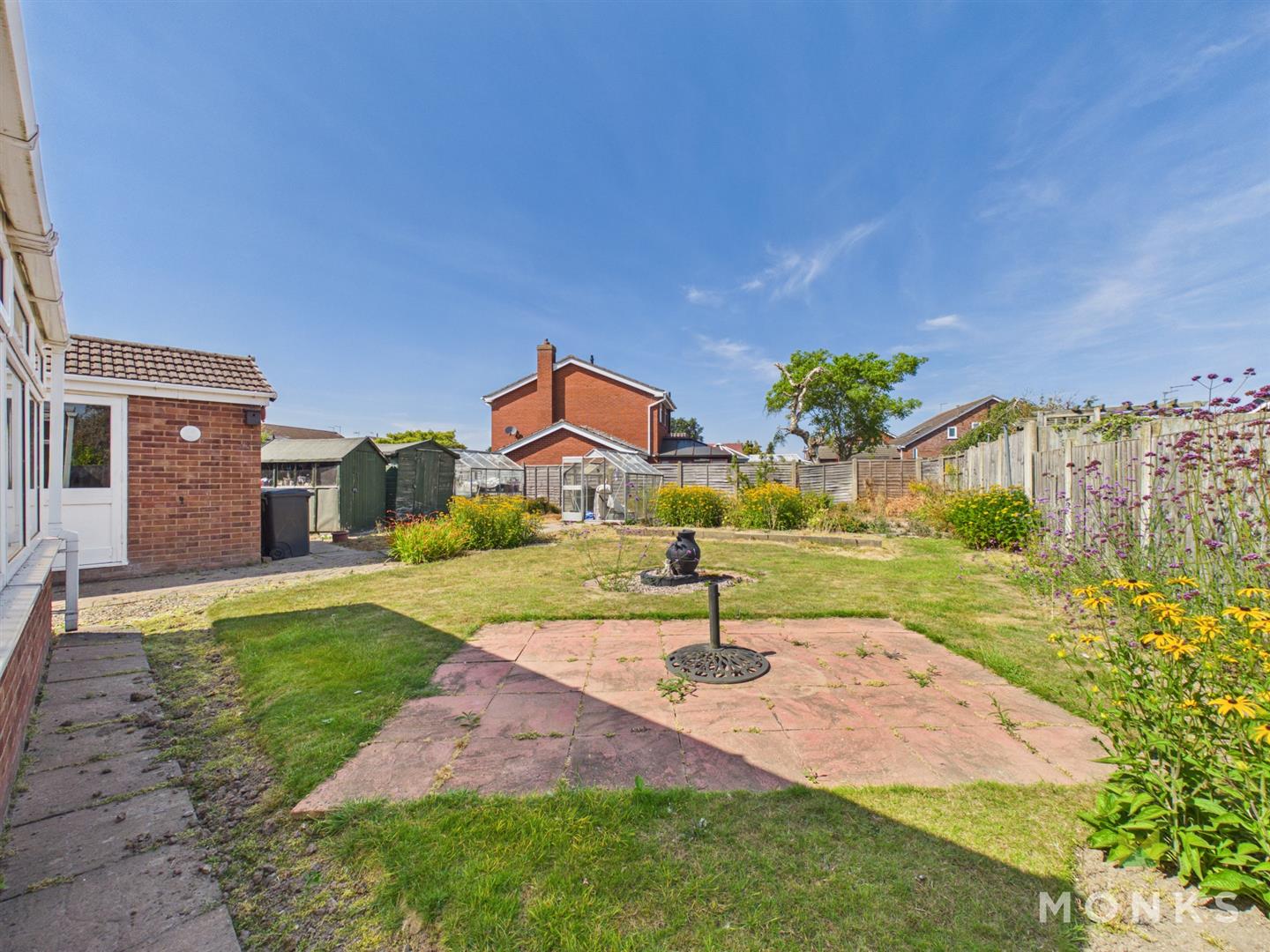 40 Pyms Road, Shrewsbury, SY4 5YN For Sale